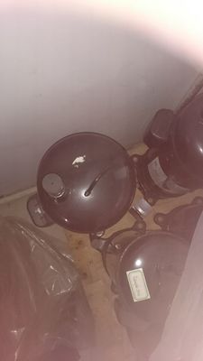 হিটাচি ইনভার্টার নিয়ন্ত্রিত কম্প্রেসার E655DHD-6D2